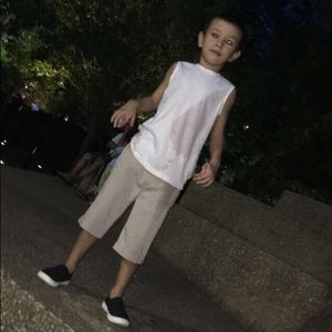 Meet your Posher, Santita